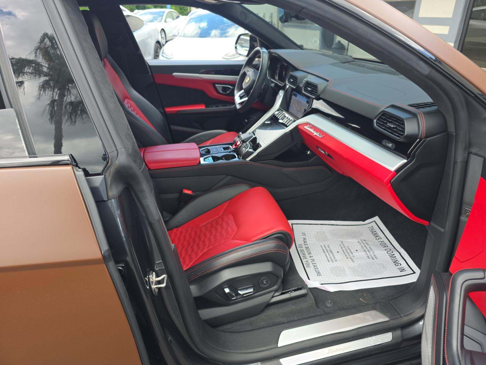 2019 Lamborghini Urus Base AWD