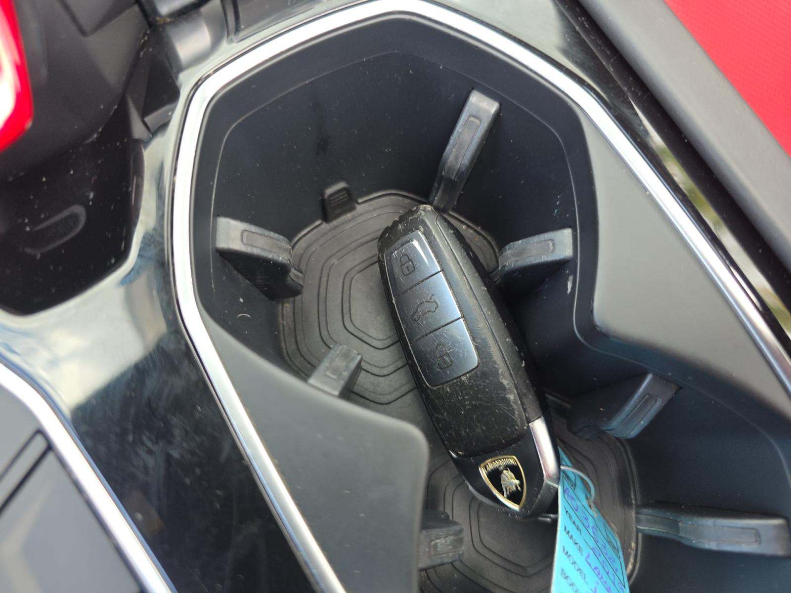 2019 Lamborghini Urus Base AWD