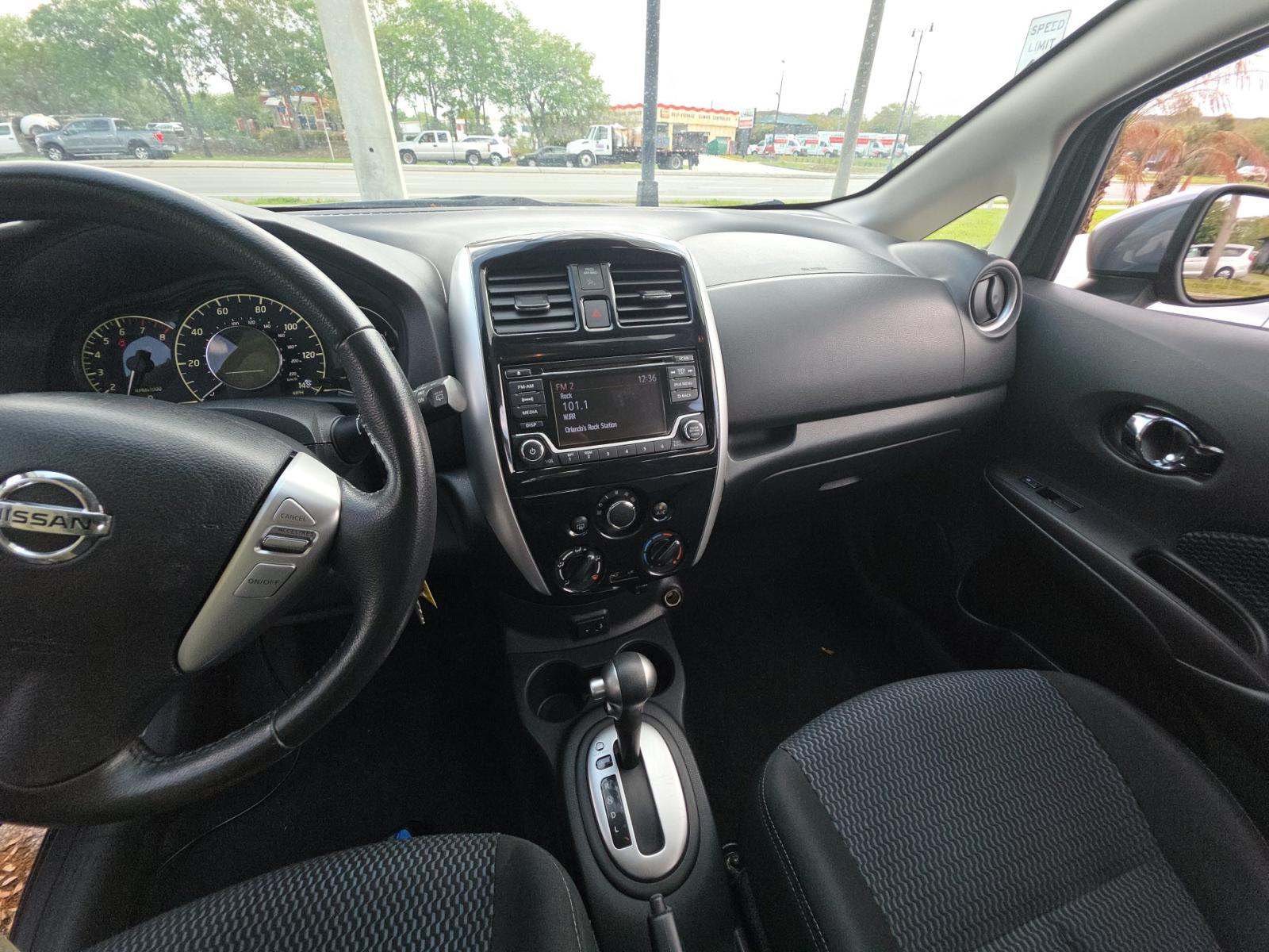 NISSAN VERSA NOTE - 10