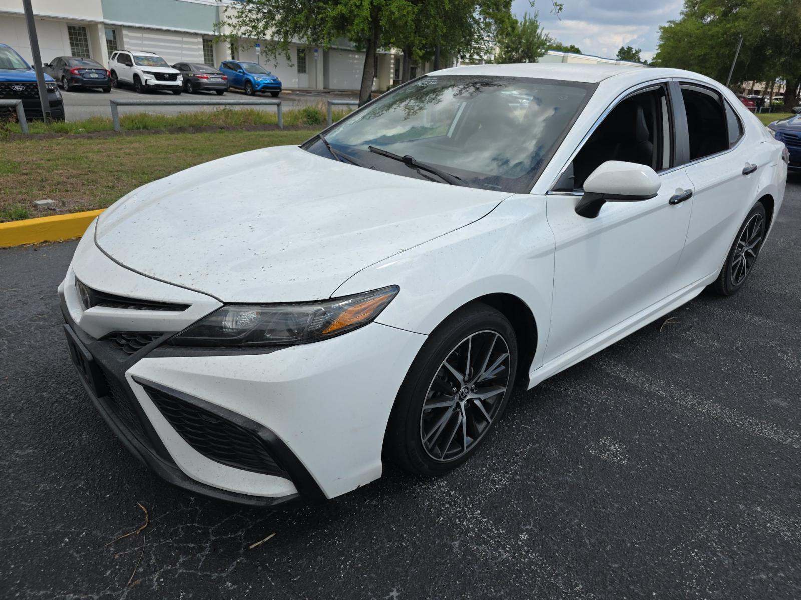 2021 Toyota Camry SE FWD