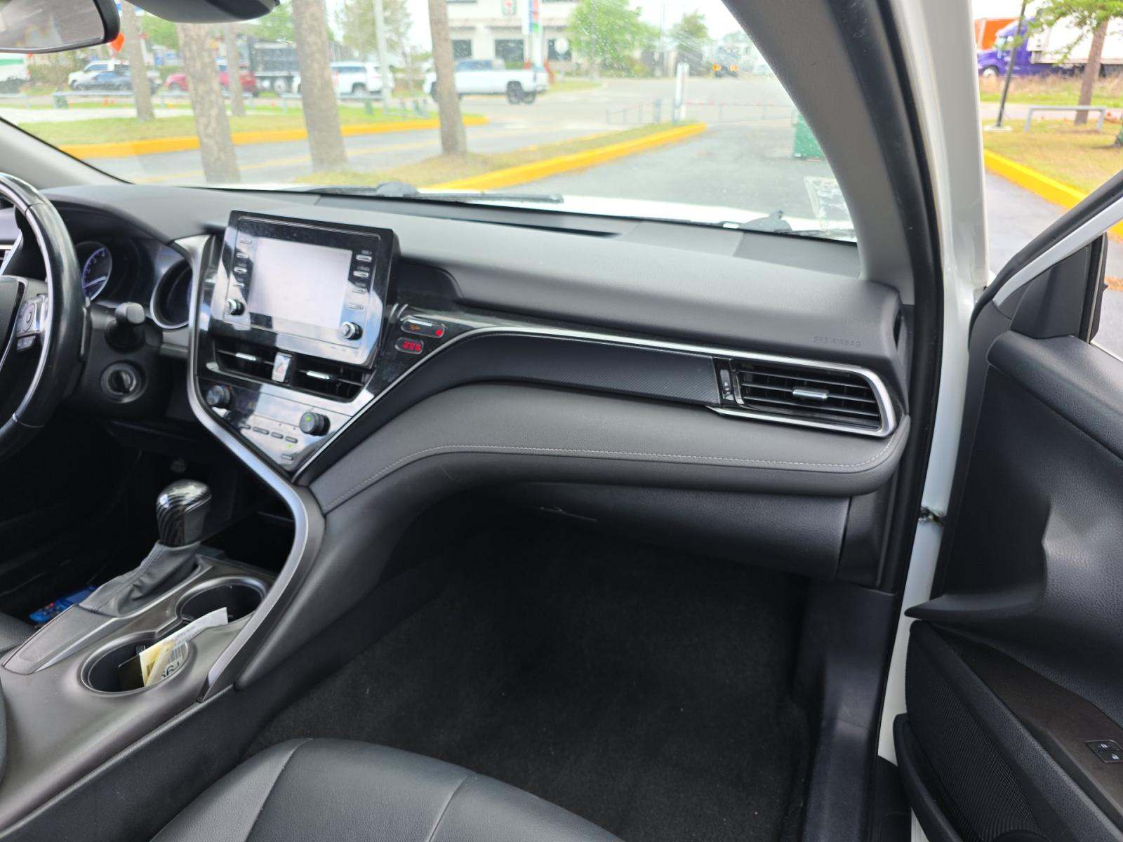 2021 Toyota Camry SE FWD