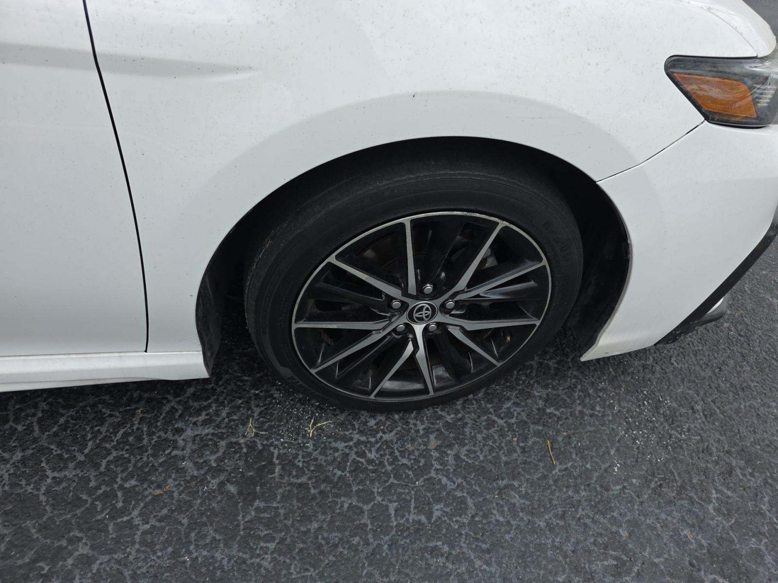 2021 Toyota Camry SE FWD