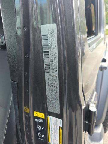 JEEP UNLIMITED SPORT FREEDOM EDITION - 5