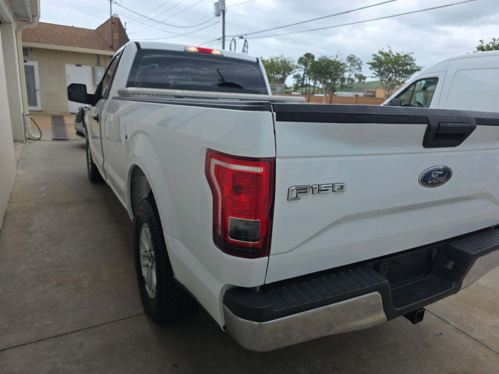 2017 Ford F-150 XL RWD