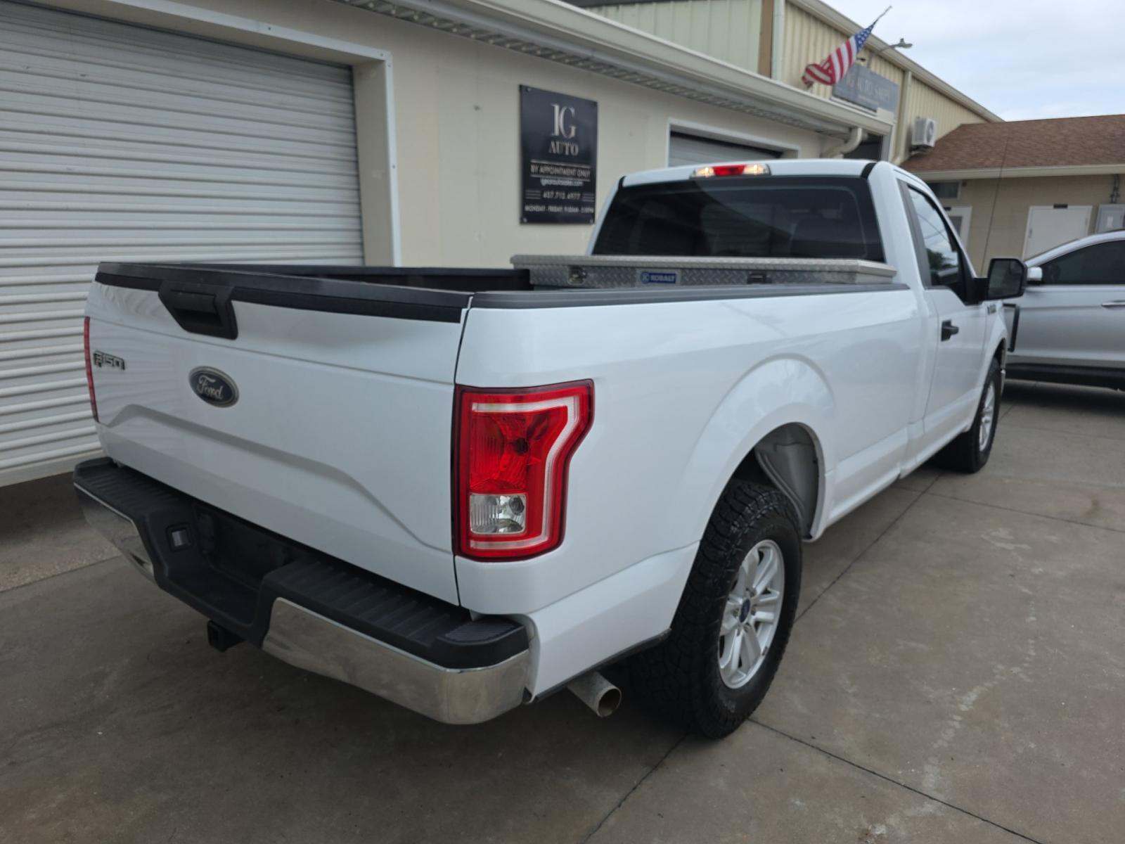 2017 Ford F-150 XL RWD