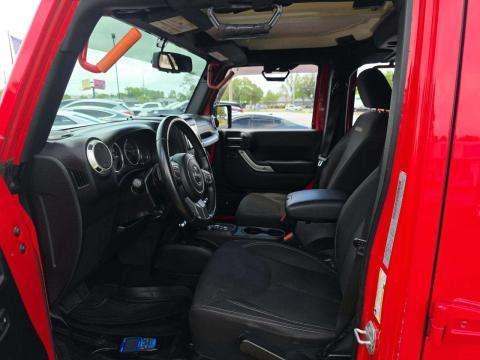 JEEP UNLIMITED SAHARA - 6