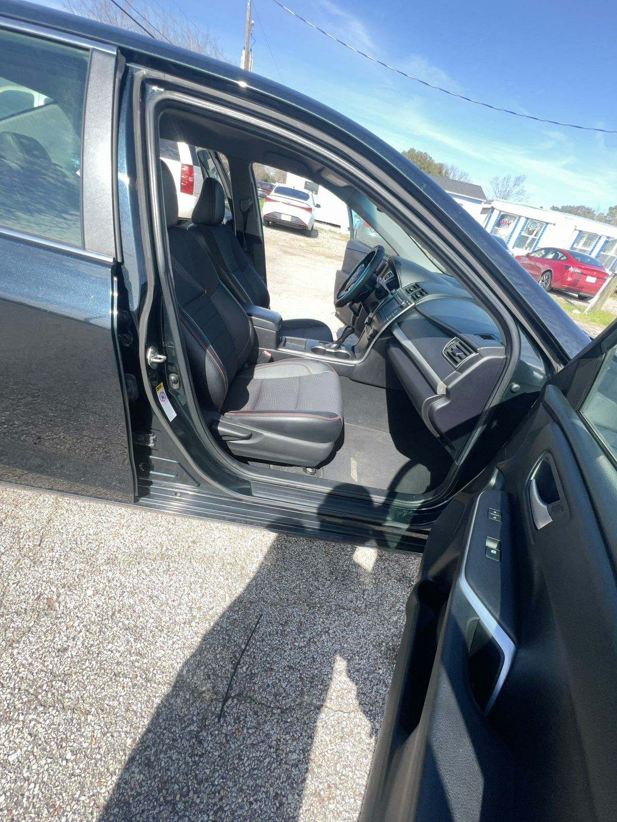 2016 Toyota Camry SE FWD