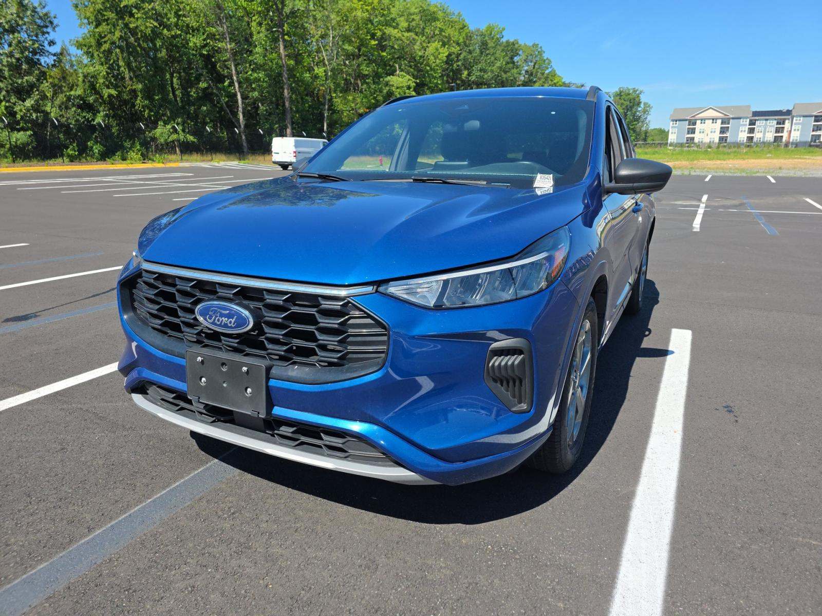 2023 Ford Escape Hybrid ST-Line FWD