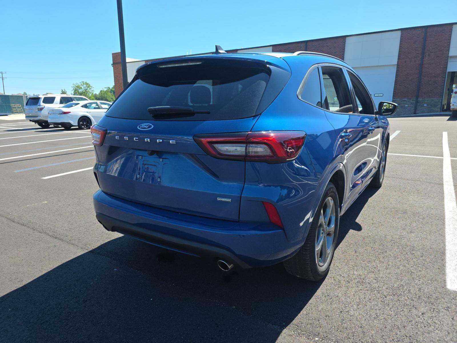 2023 Ford Escape Hybrid ST-Line FWD