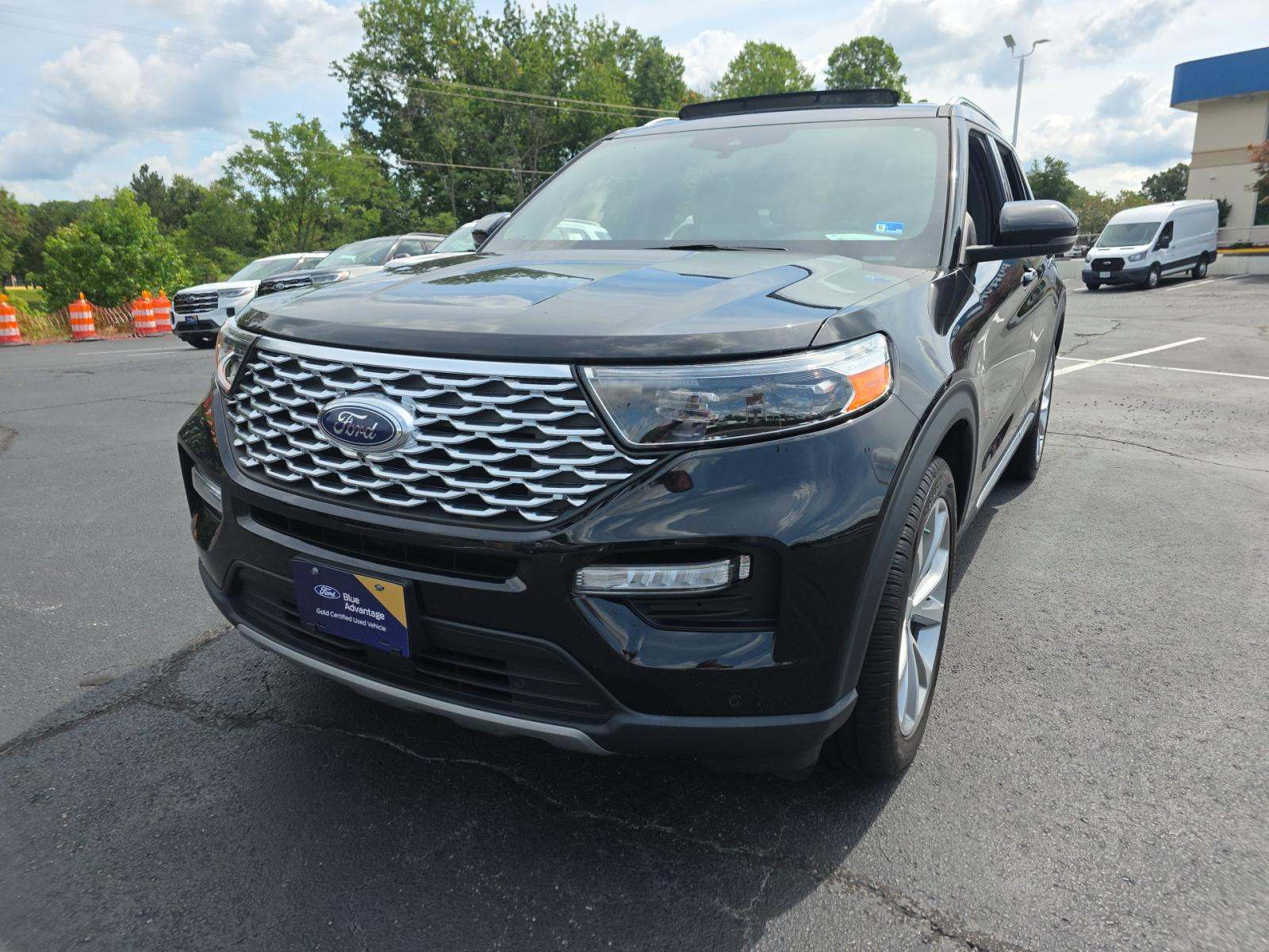 2023 Ford Explorer Hybrid Platinum AWD