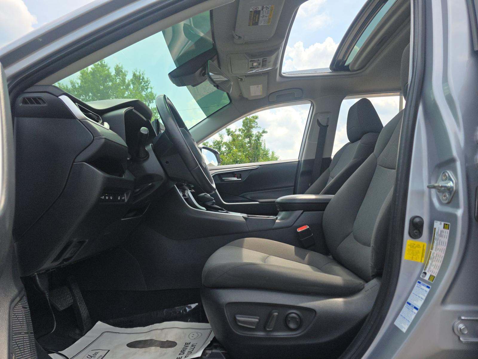 2022 Toyota RAV4 Hybrid XLE AWD