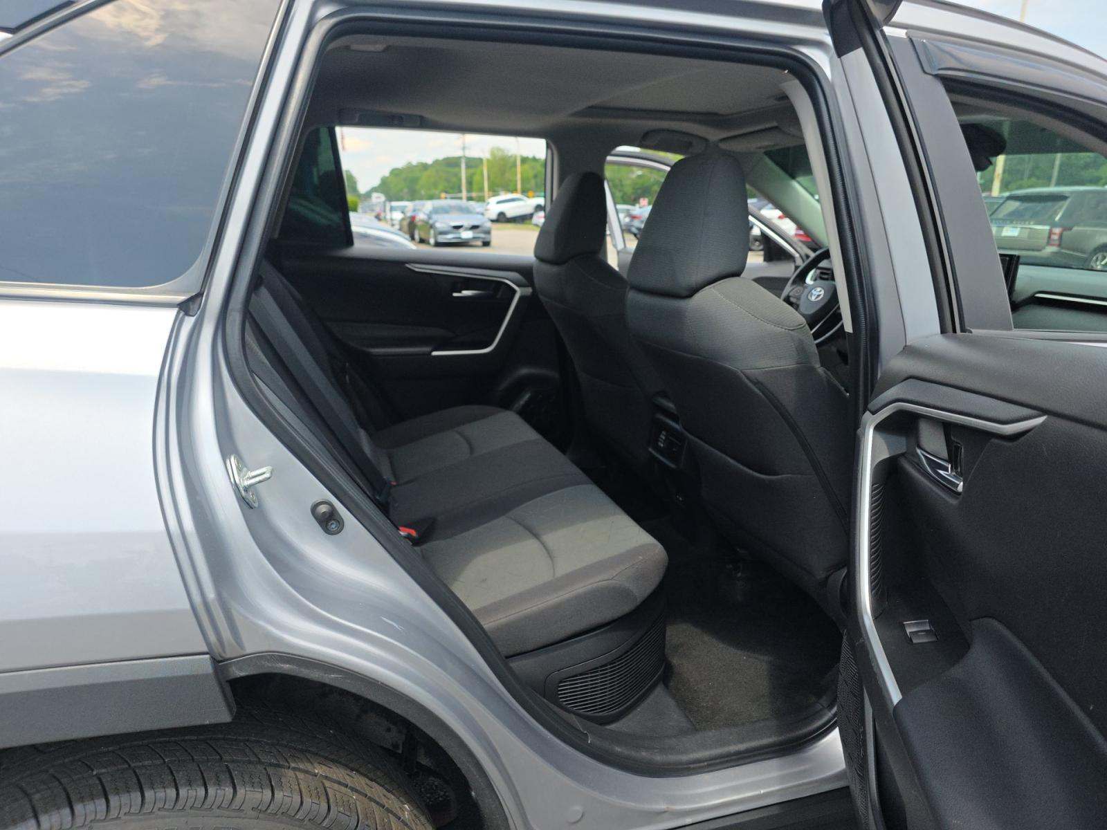 2022 Toyota RAV4 Hybrid XLE AWD