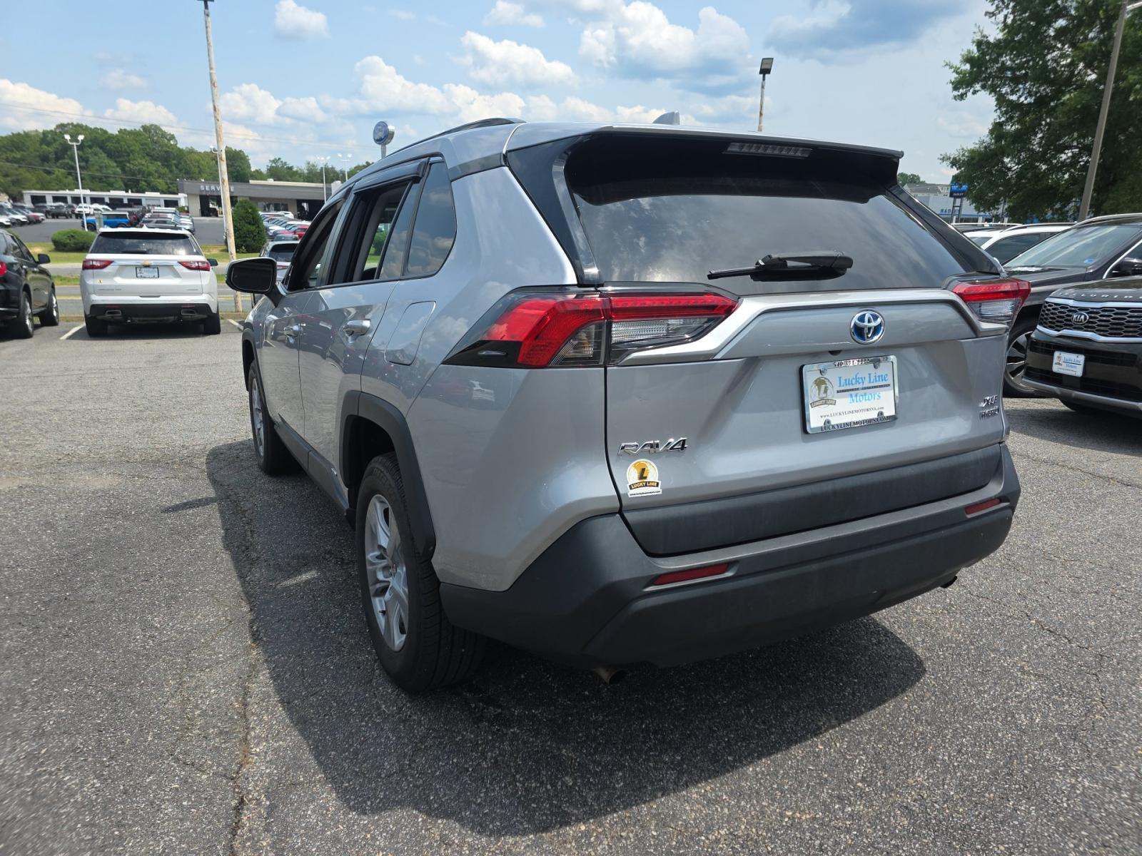 2022 Toyota RAV4 Hybrid XLE AWD
