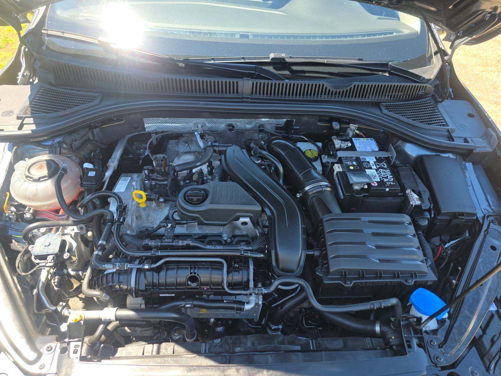2025 Volkswagen Jetta 1.5T SE FWD
