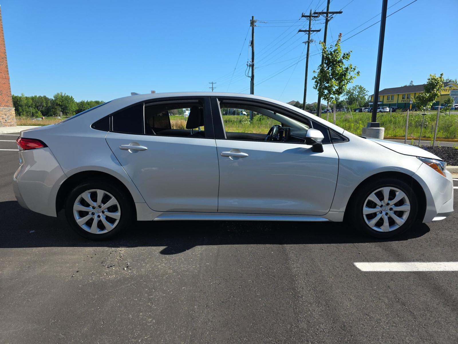 2024 Toyota Corolla LE FWD