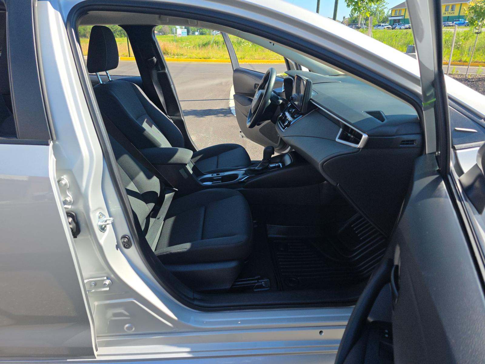 2024 Toyota Corolla LE FWD