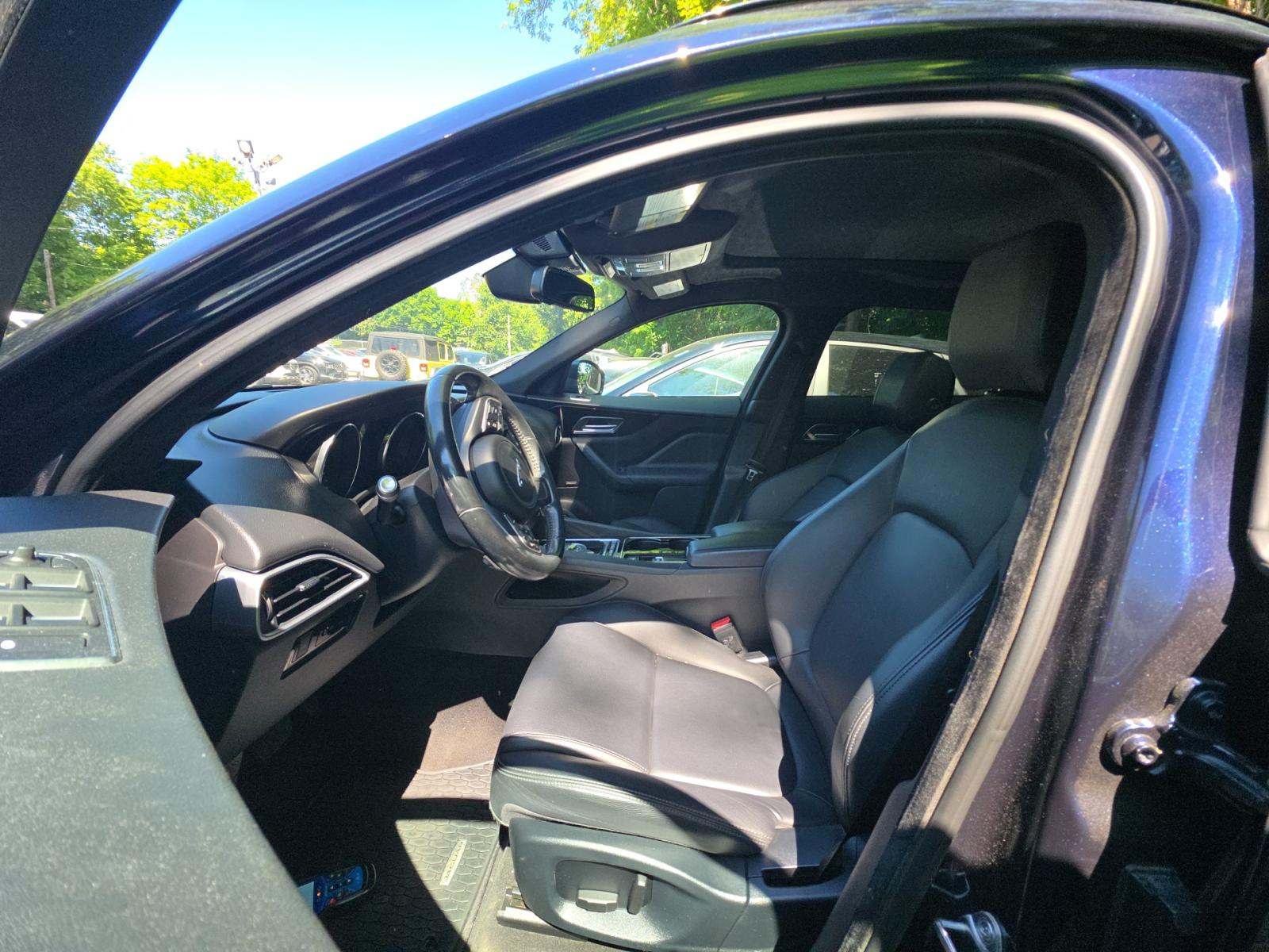 2017 Jaguar F-PACE 35t Premium AWD