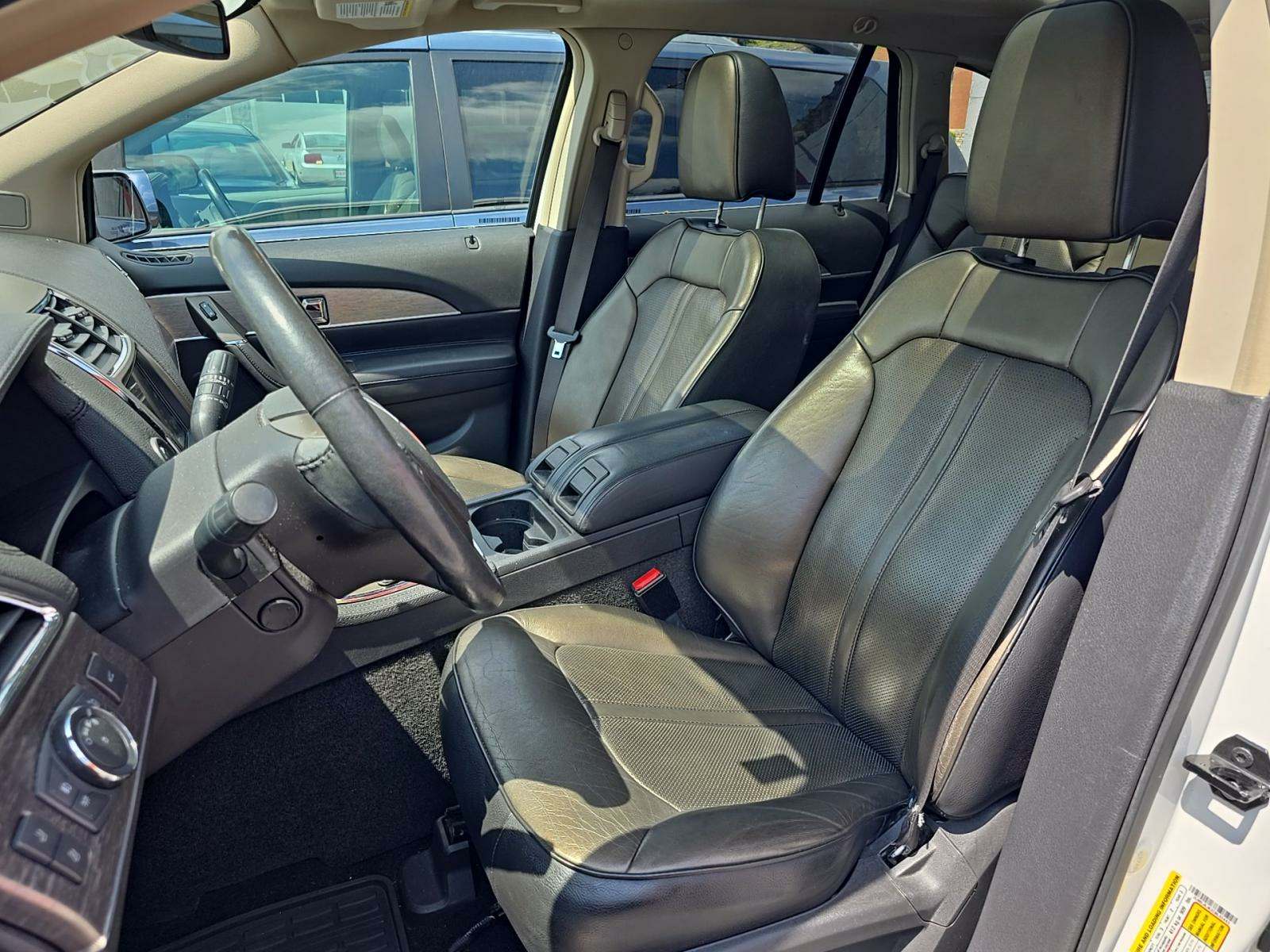 2012 Lincoln MKX Base FWD