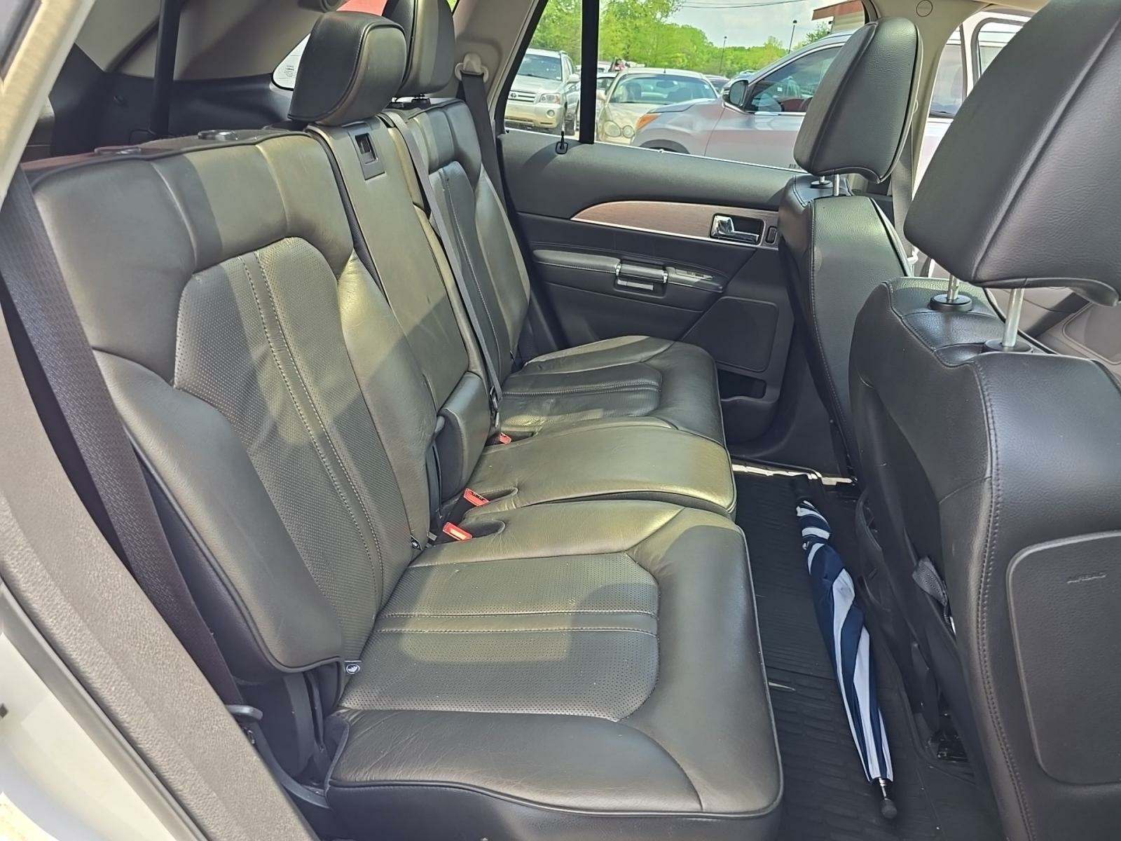 2012 Lincoln MKX Base FWD