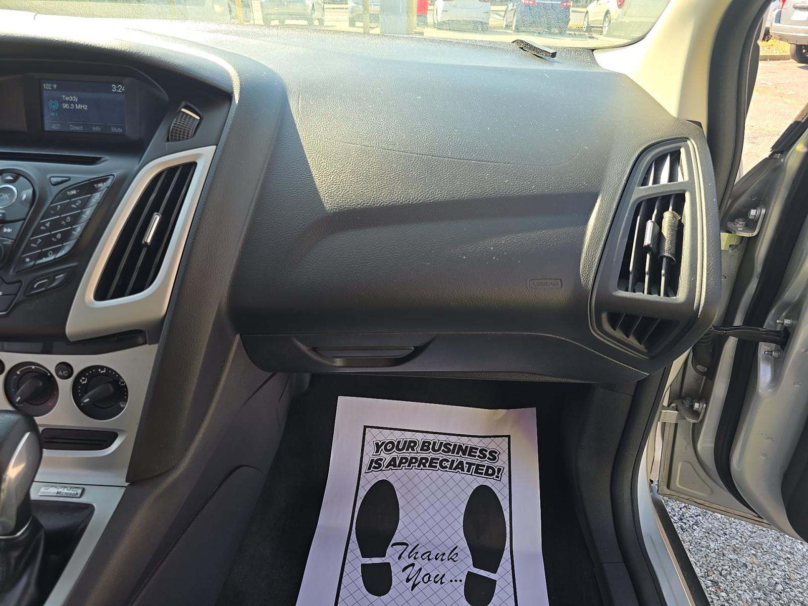 2014 Ford Focus SE FWD