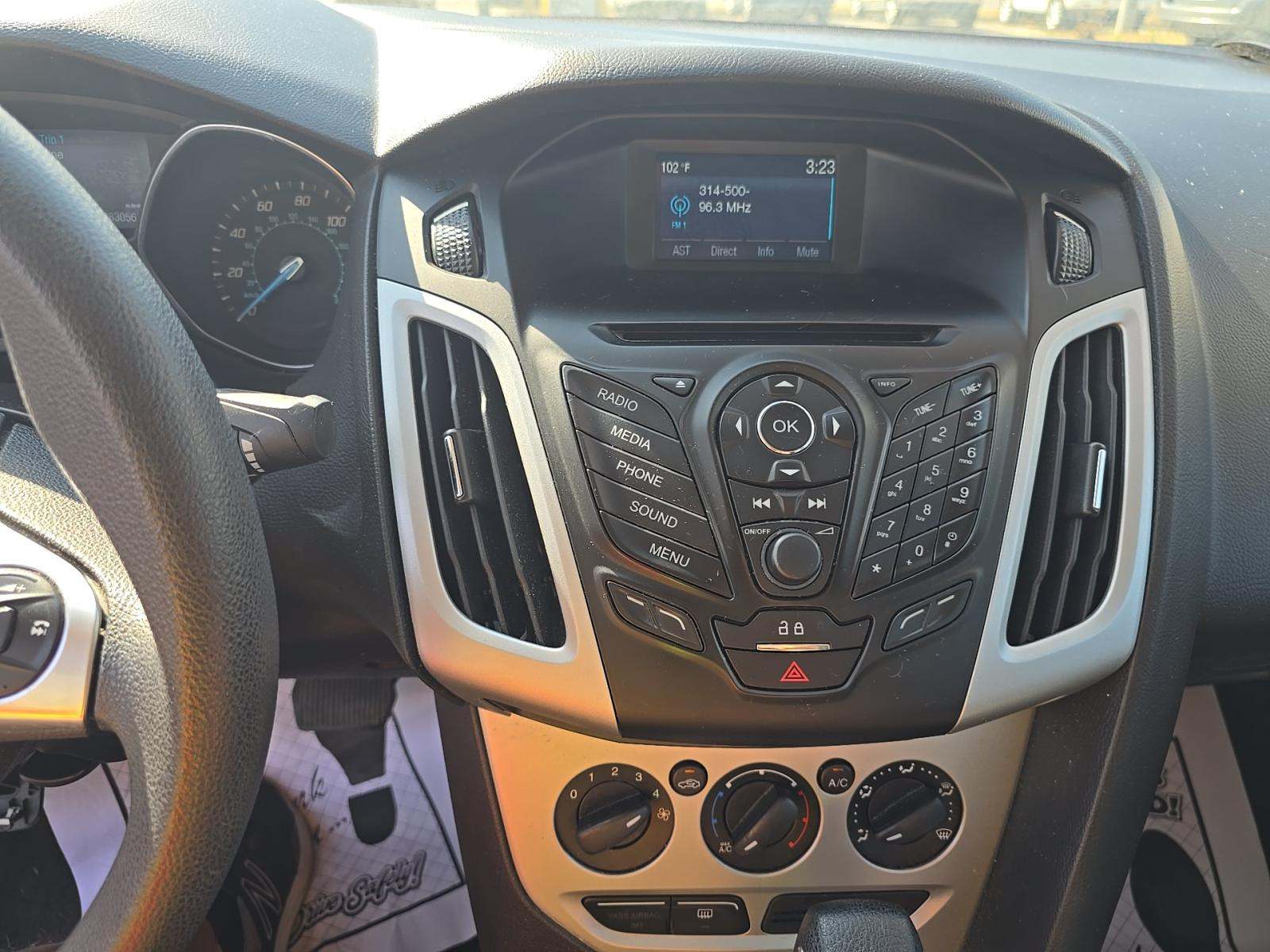 2014 Ford Focus SE FWD