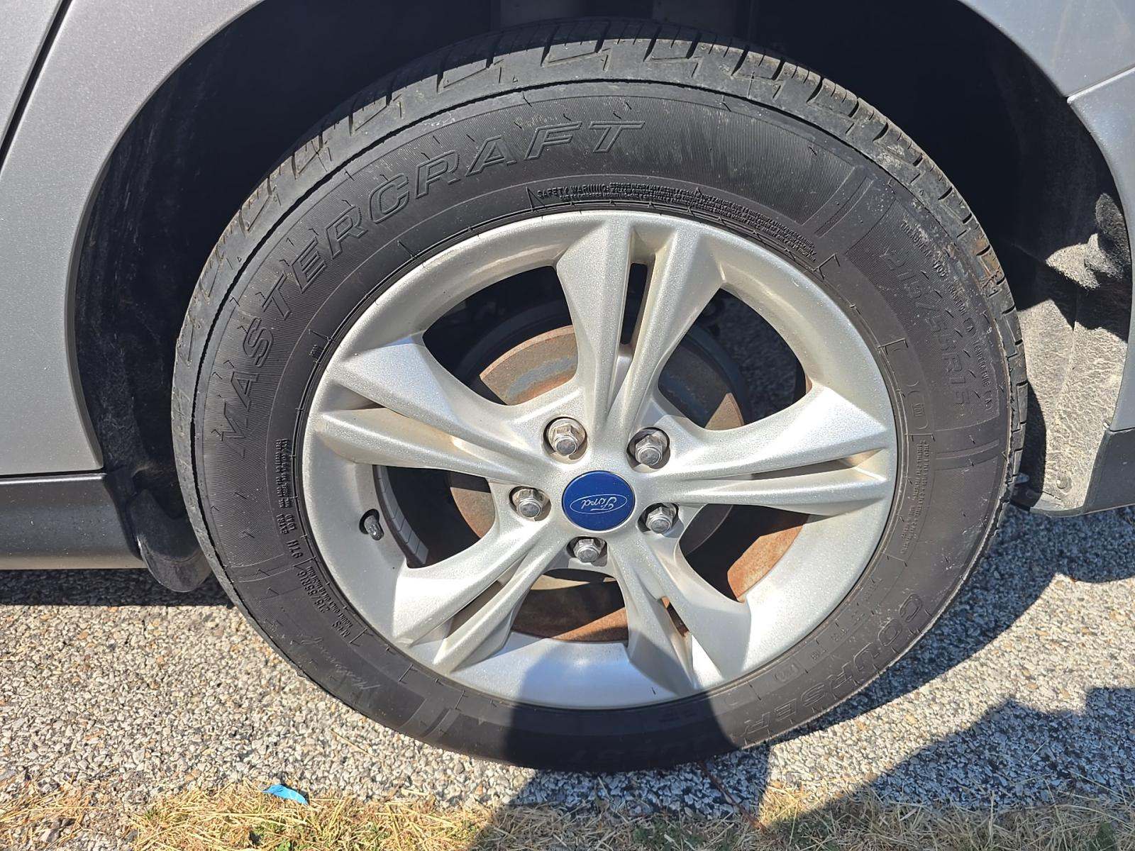 2014 Ford Focus SE FWD