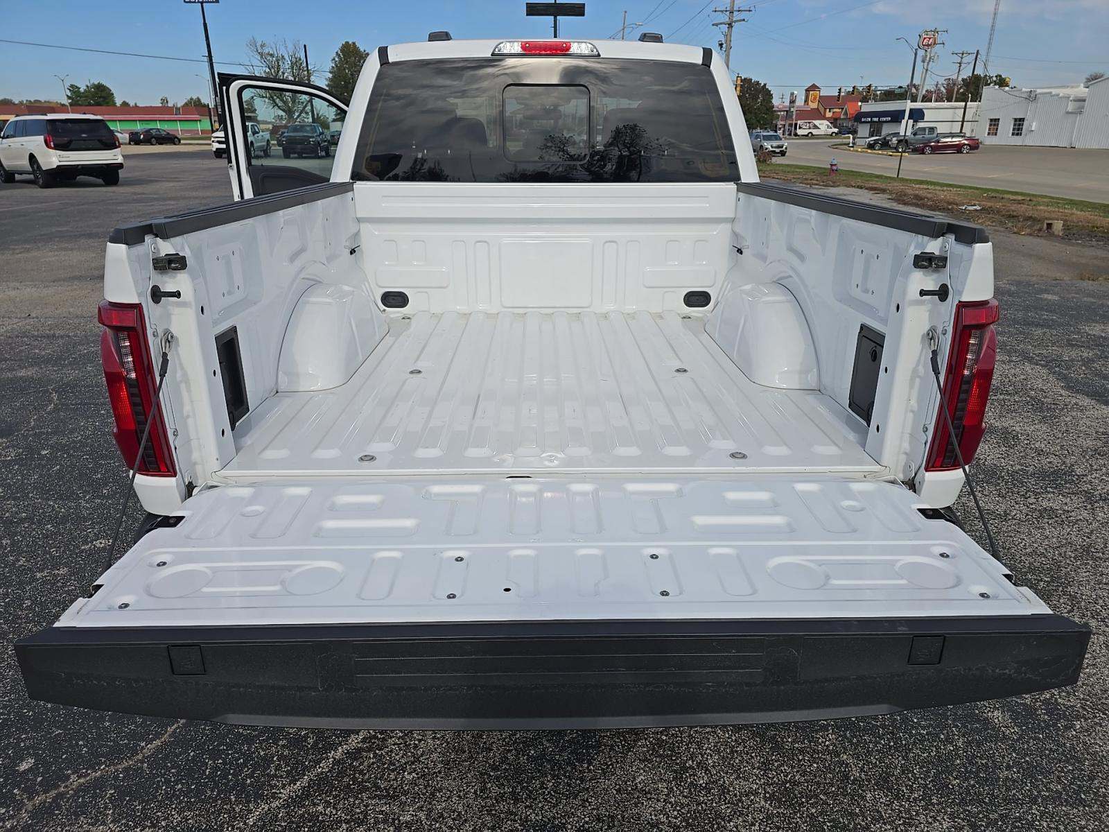 2024 Ford F-150 XLT AWD