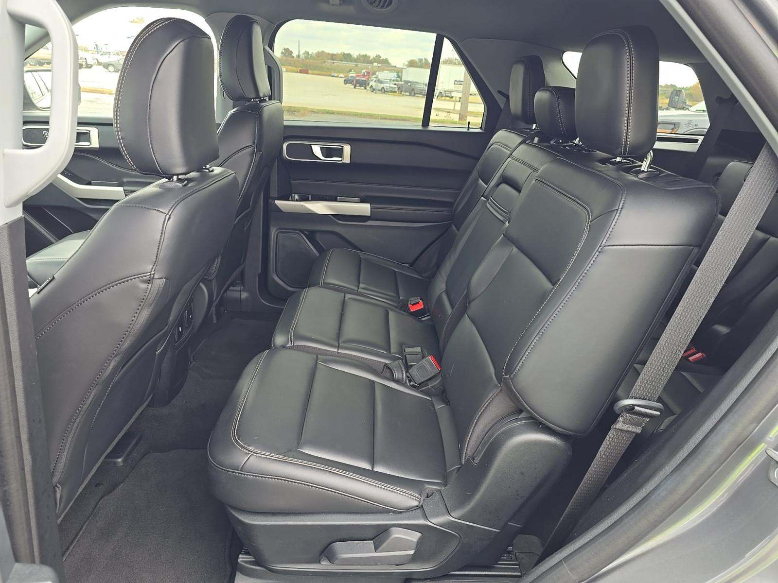 2024 Ford Explorer XLT AWD