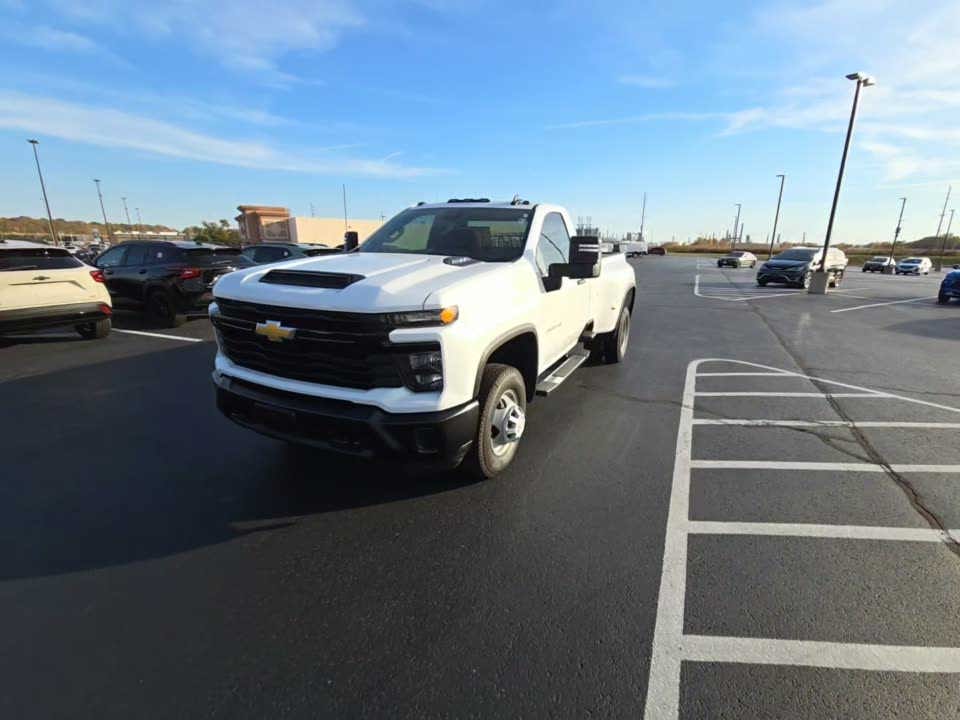2025 Chevrolet Silverado 3500HD Work Truck AWD
