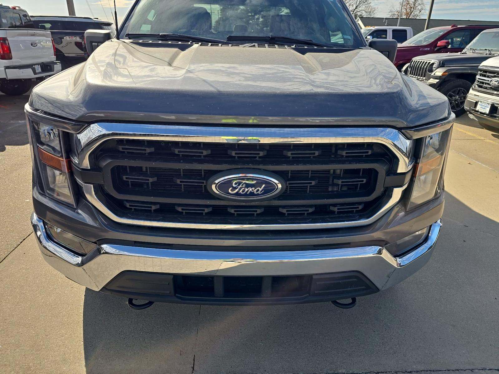 2023 Ford F-150 XLT AWD