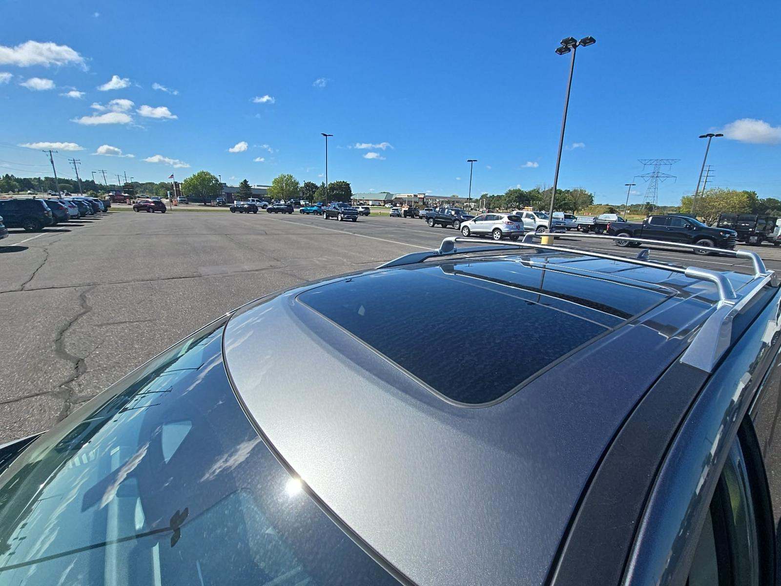 2024 Nissan Pathfinder Platinum AWD