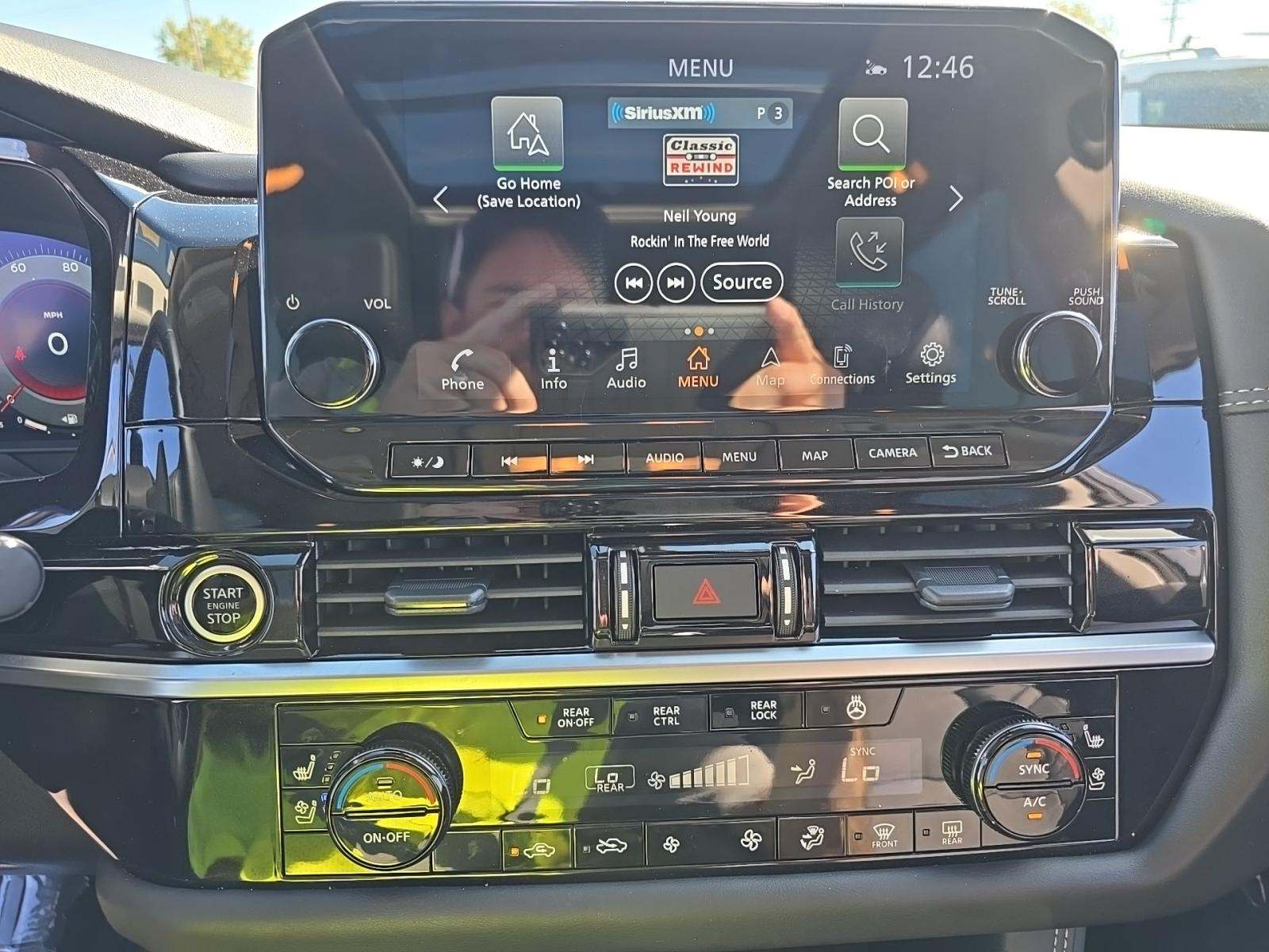 2024 Nissan Pathfinder Platinum AWD