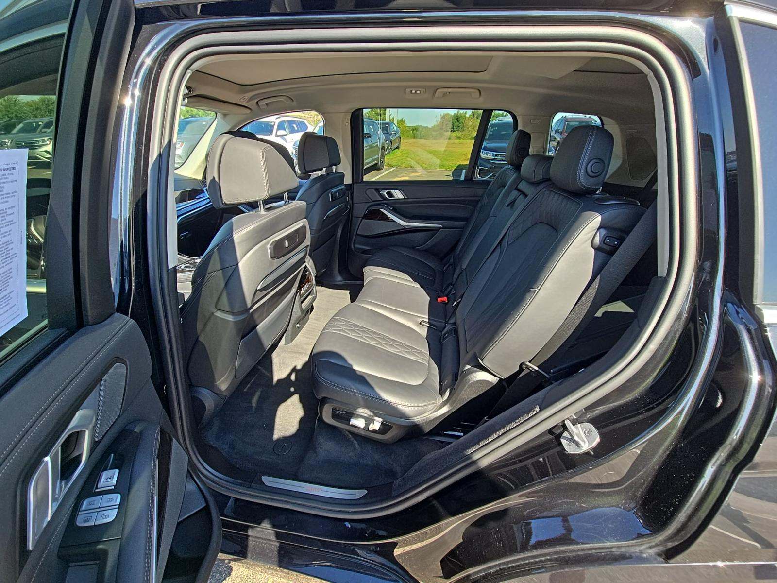 2023 BMW X7 xDrive40i AWD