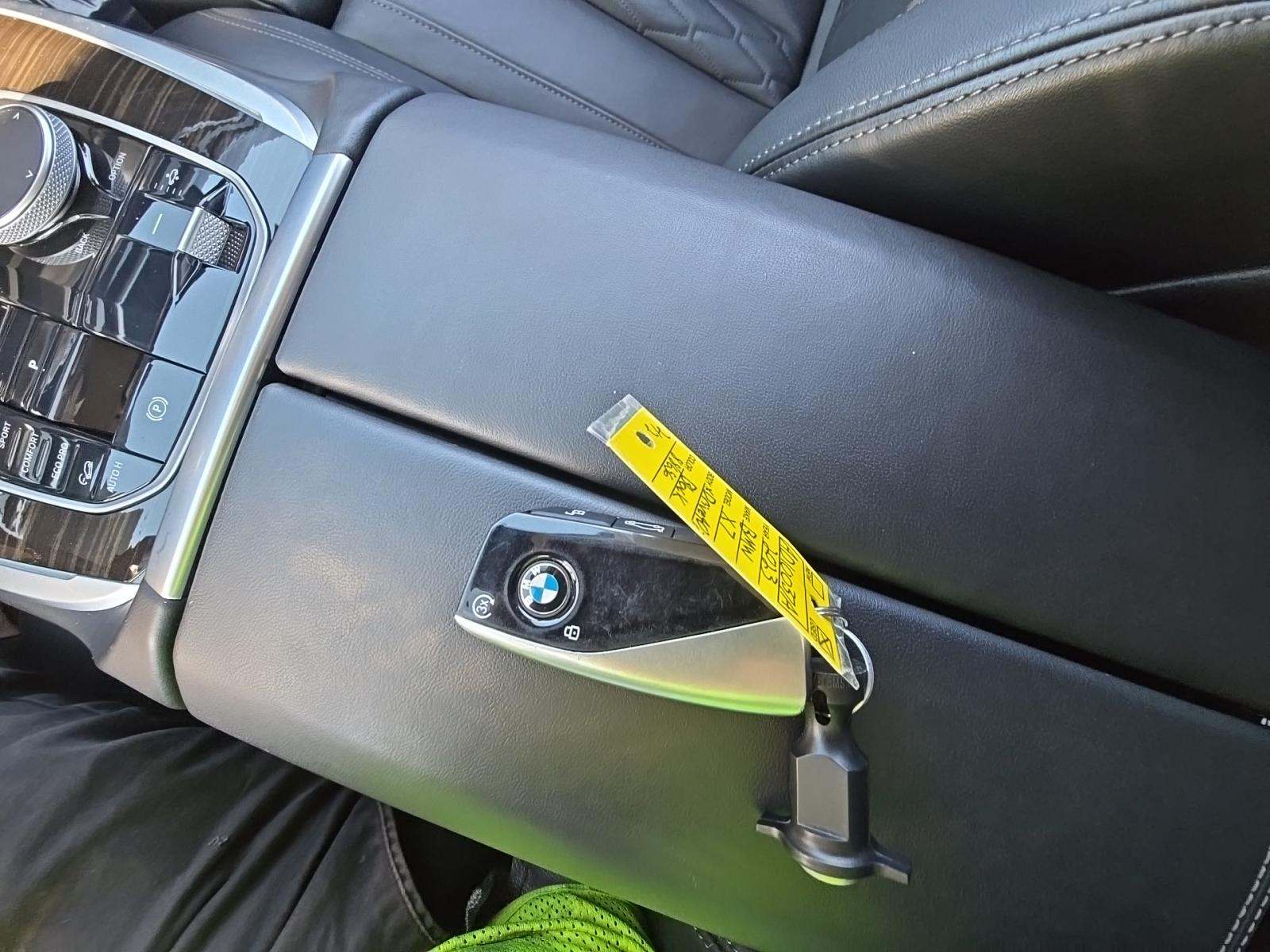 2023 BMW X7 xDrive40i AWD