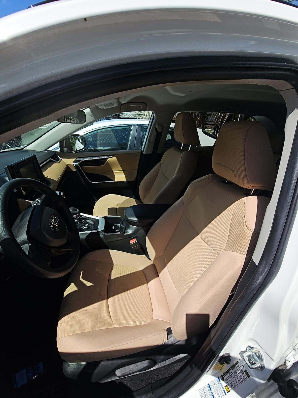 2022 Toyota RAV4 Hybrid LE AWD