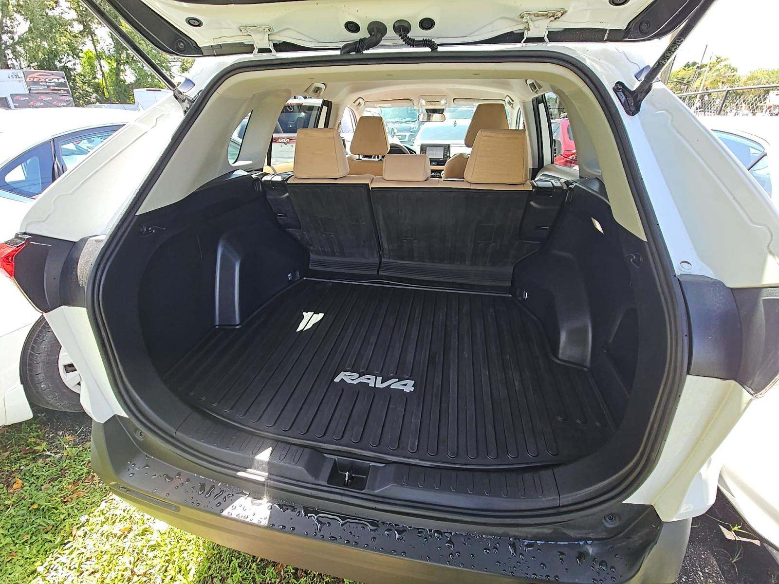 2022 Toyota RAV4 Hybrid LE AWD