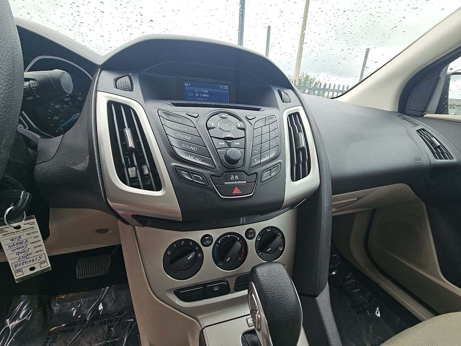 2014 Ford Focus SE FWD