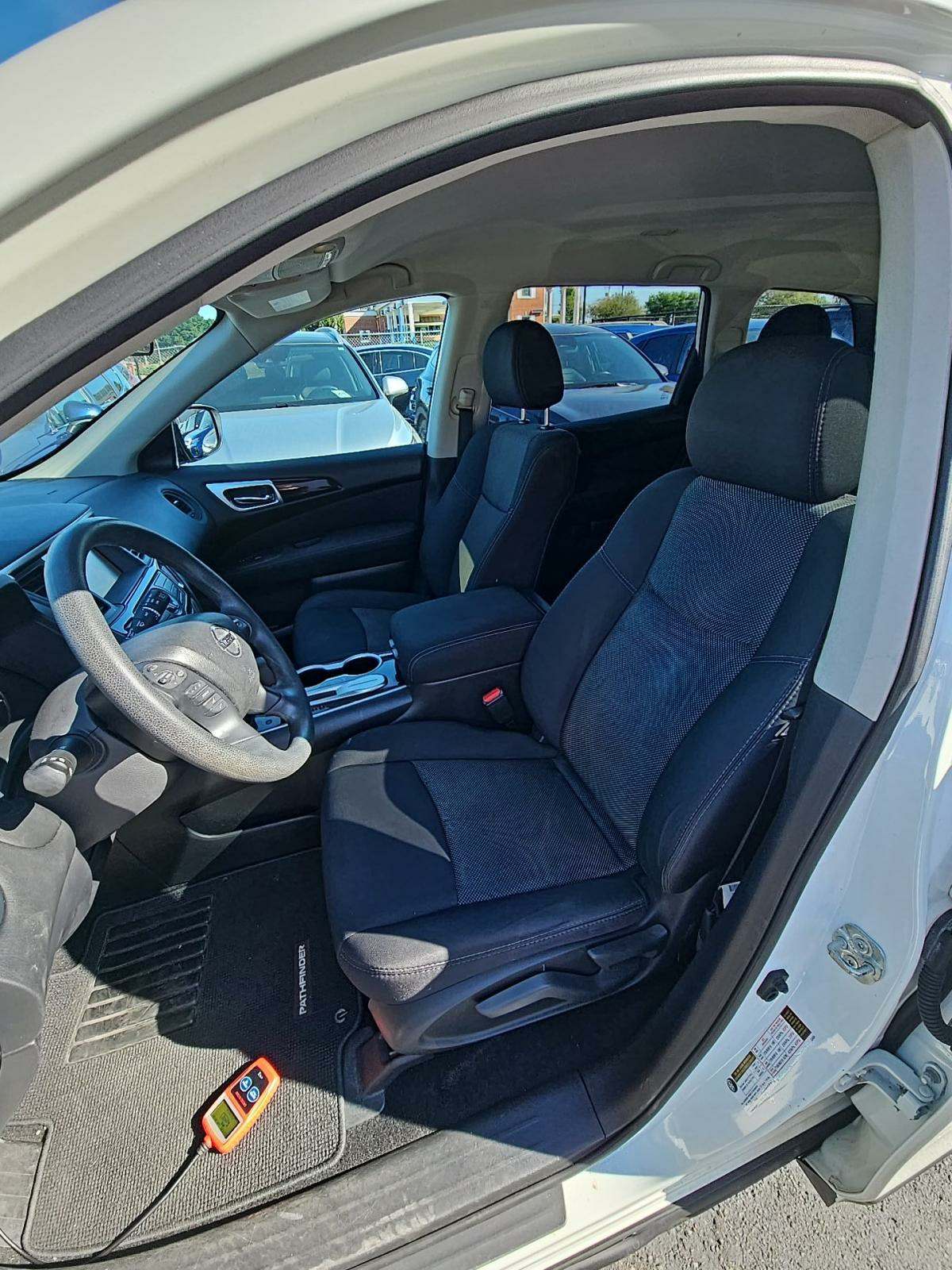 2017 Nissan Pathfinder S FWD