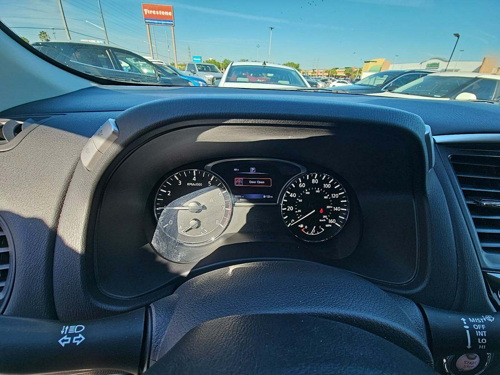 2017 Nissan Pathfinder S FWD