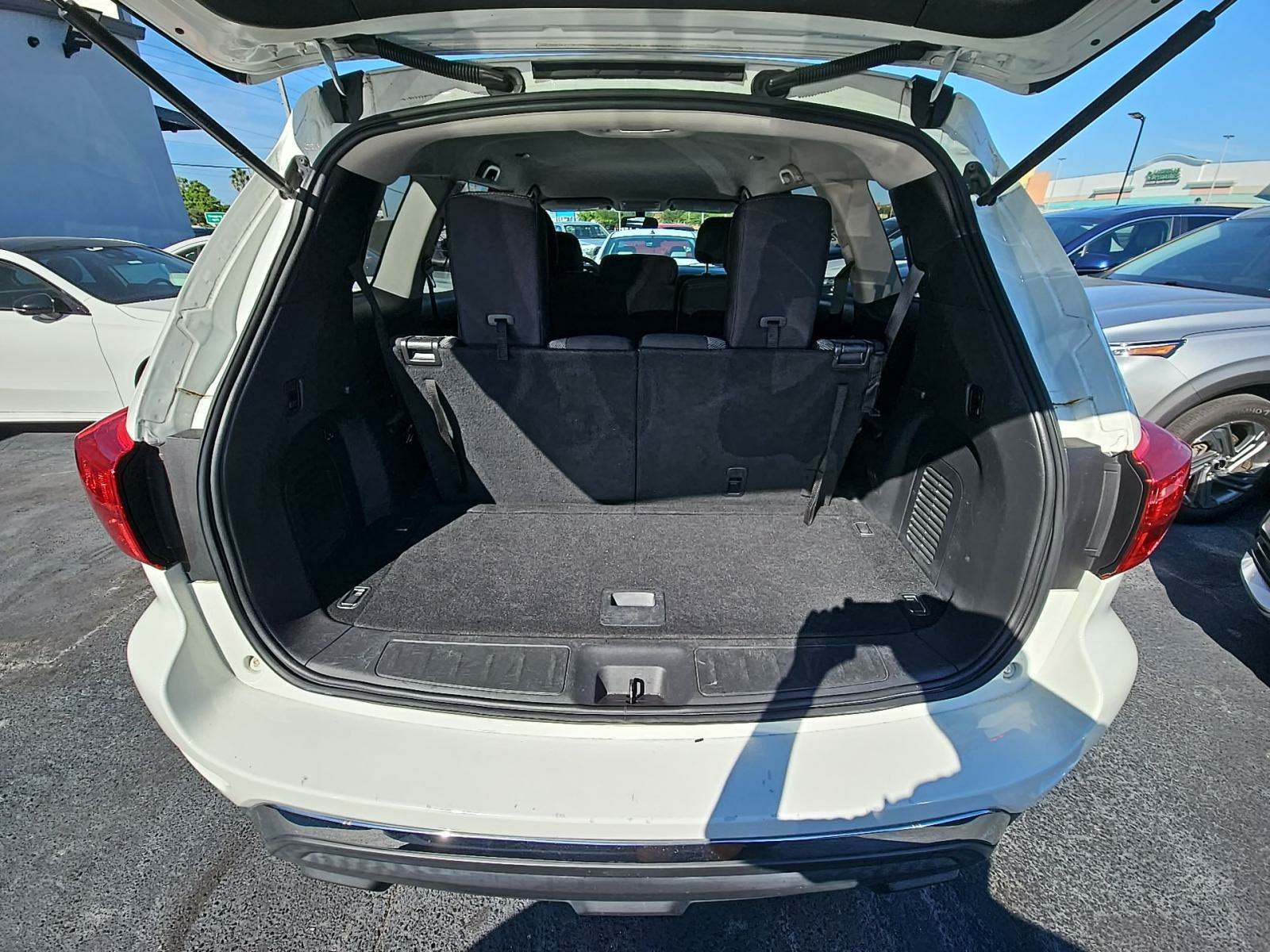 2017 Nissan Pathfinder S FWD