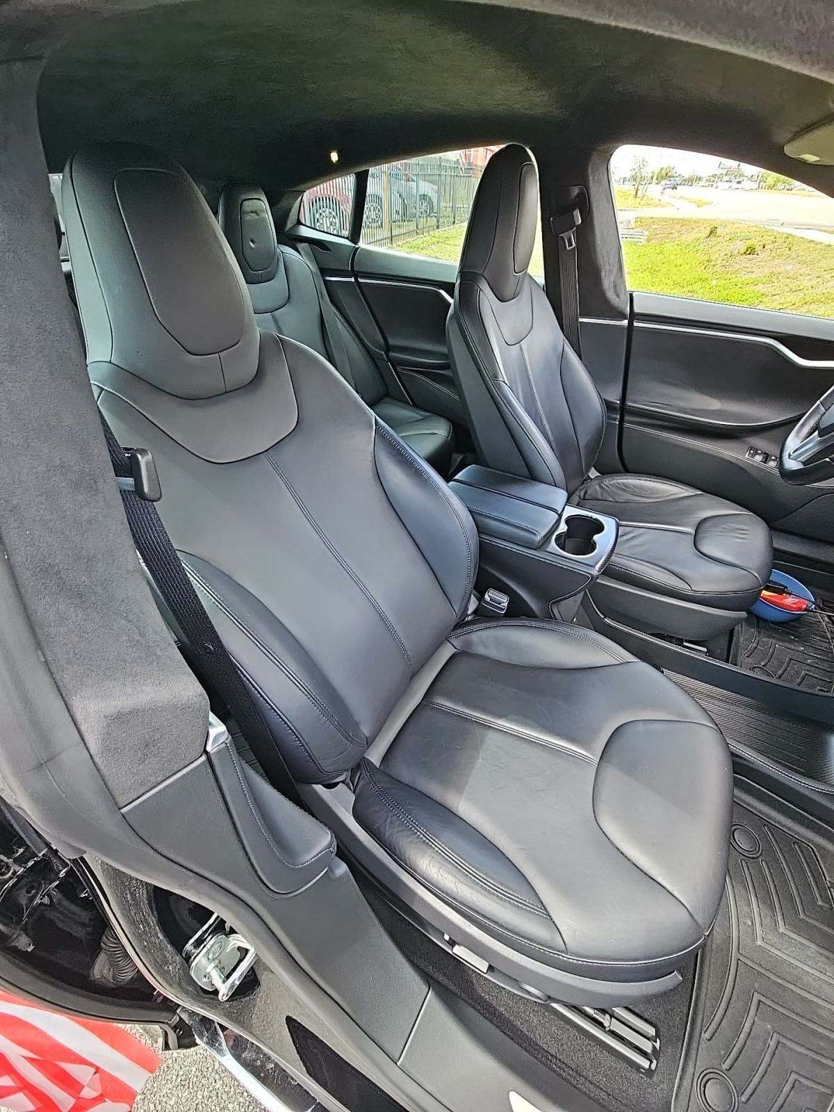 2015 Tesla Model S 60 RWD