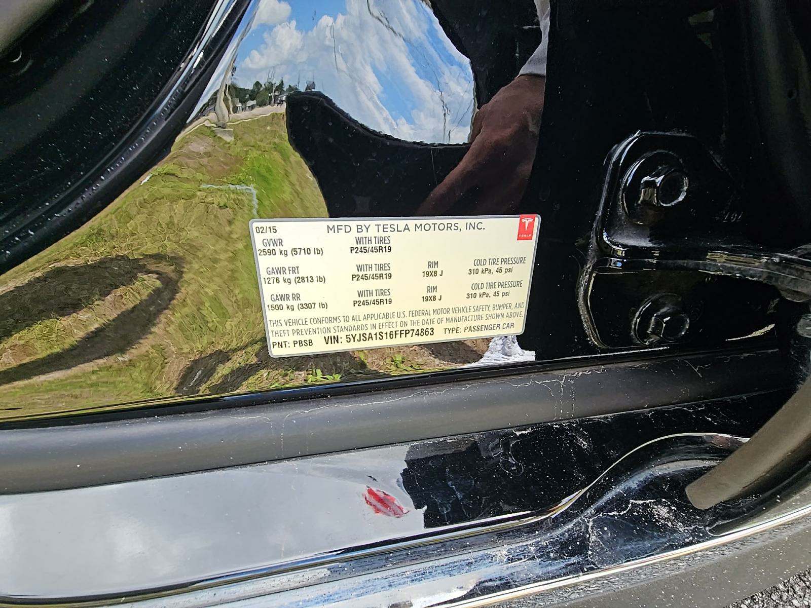 2015 Tesla Model S 60 RWD