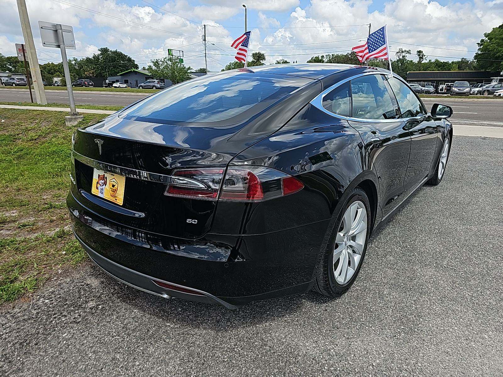 2015 Tesla Model S 60 RWD