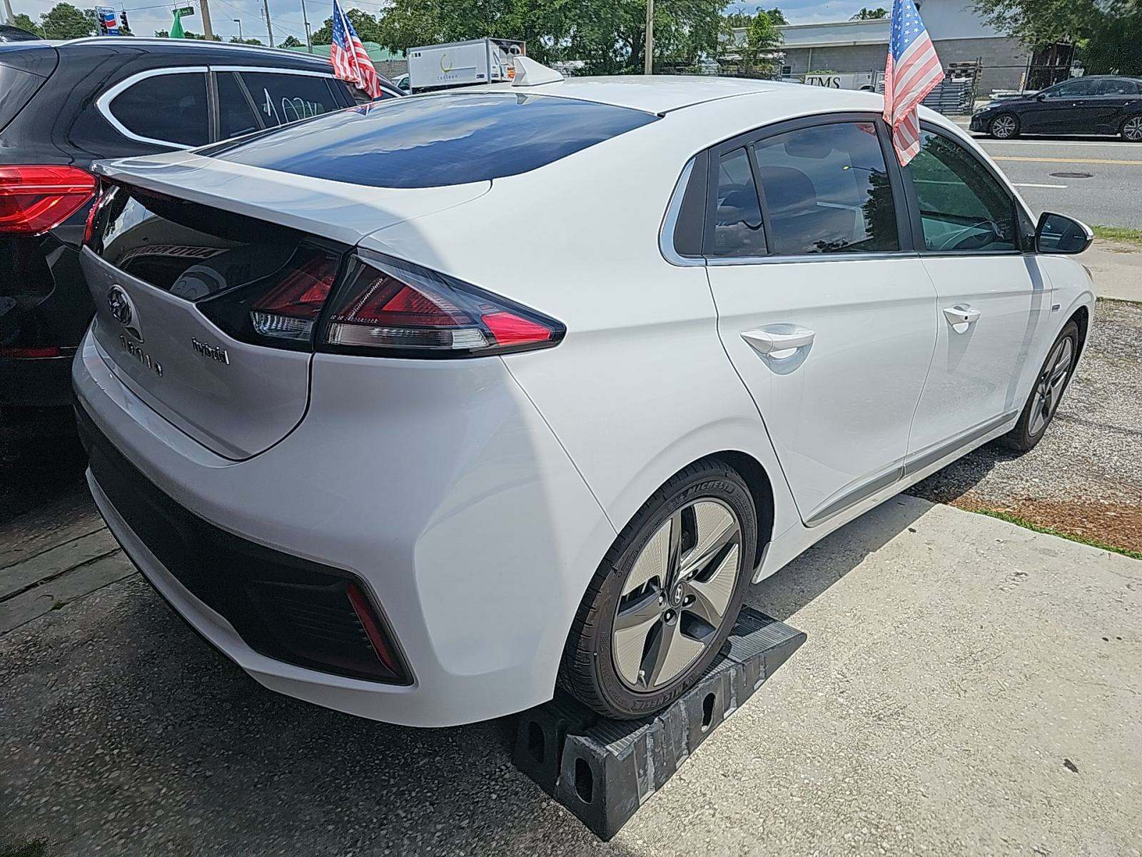 2020 Hyundai Ioniq Hybrid SEL FWD