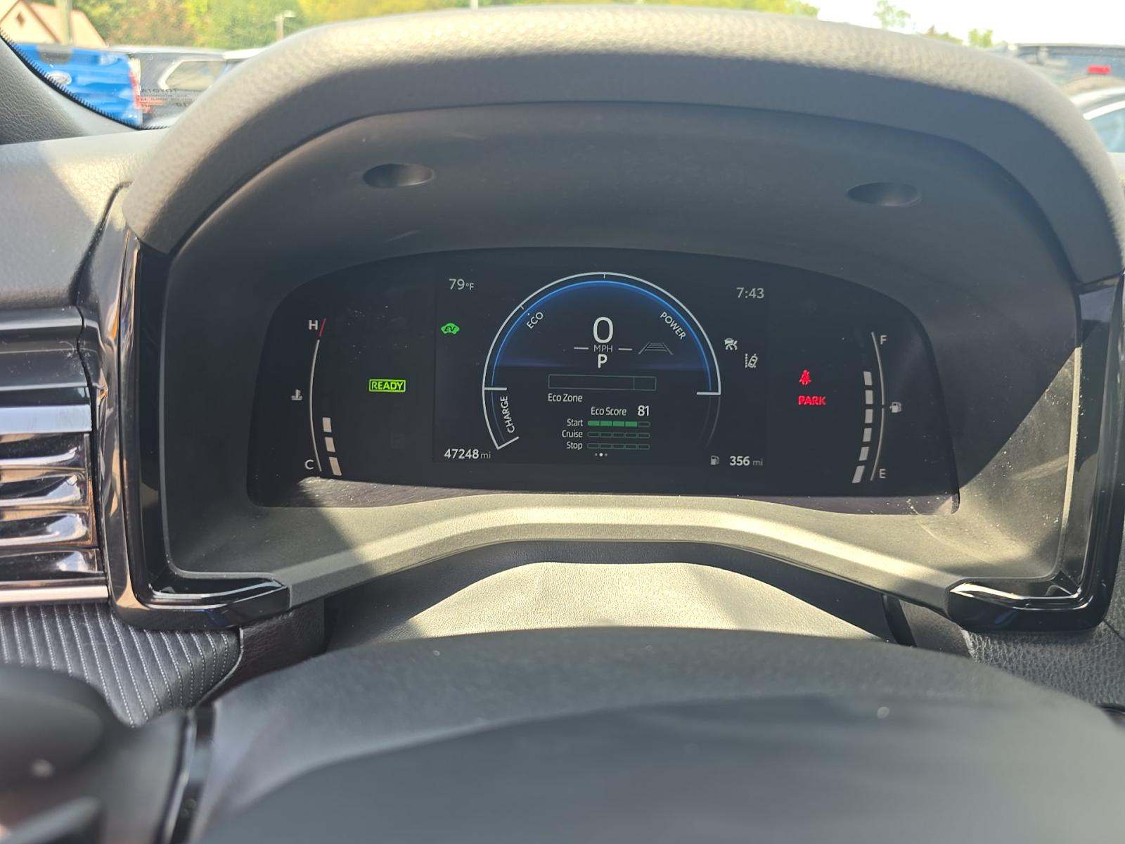 2025 Toyota Camry SE FWD