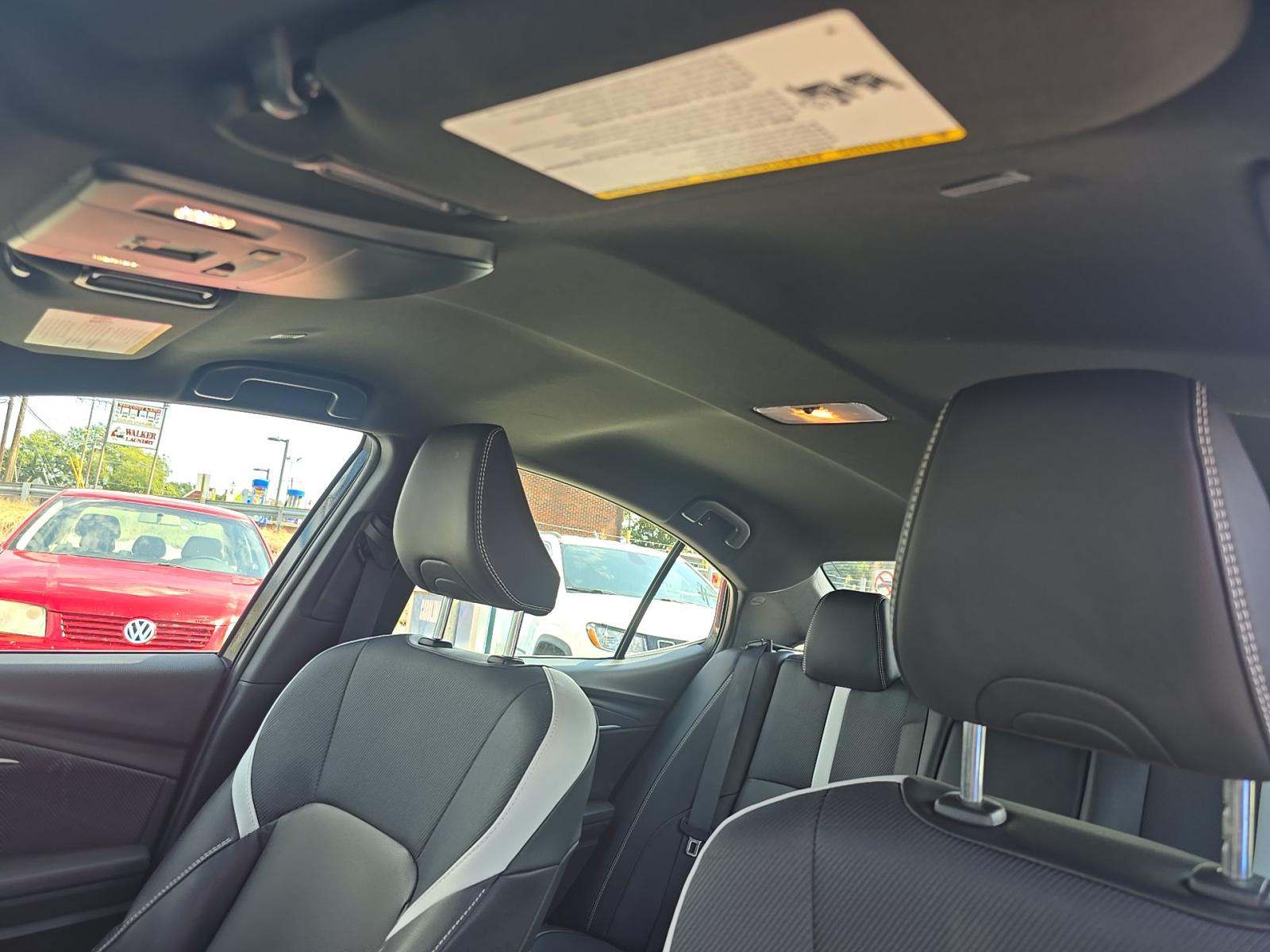 2025 Toyota Camry SE FWD