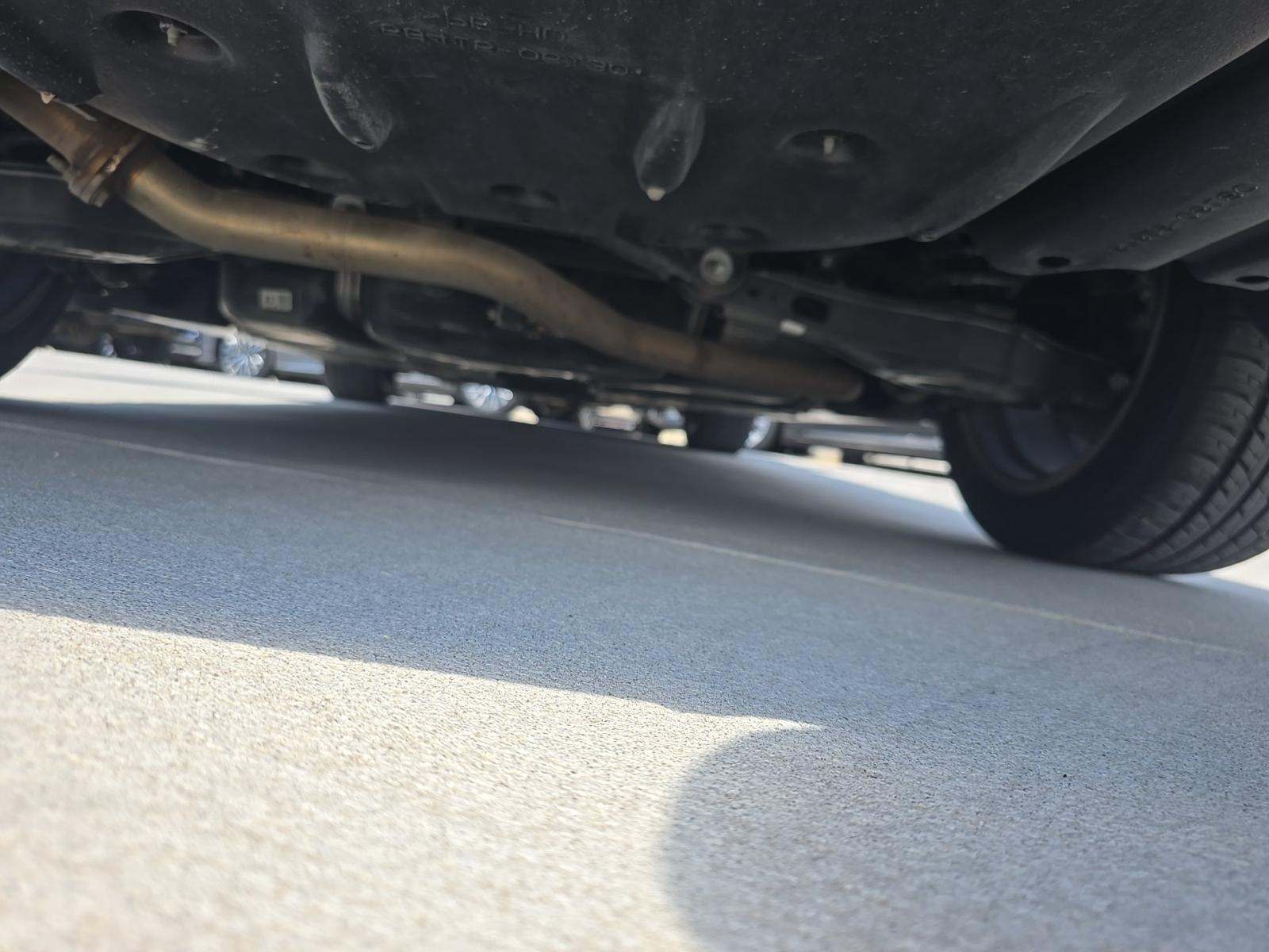 2025 Toyota Camry SE FWD