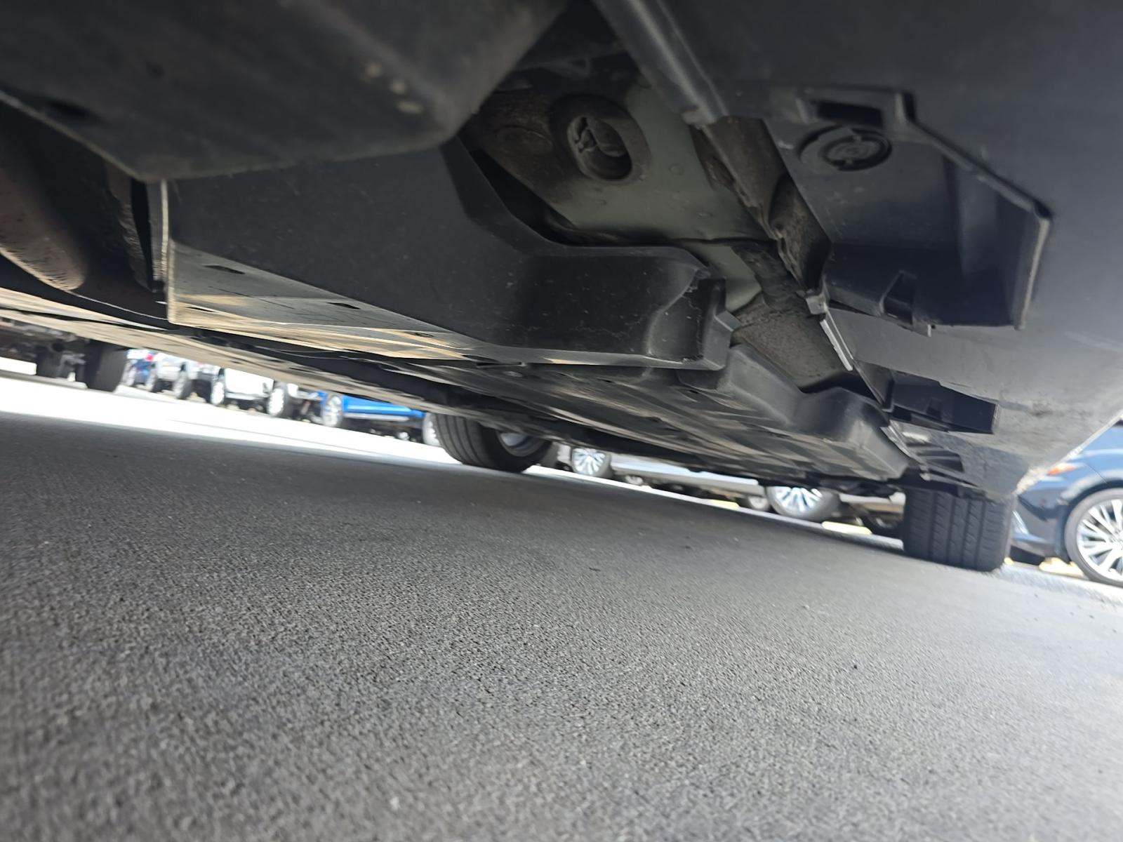 2025 Toyota Camry SE FWD