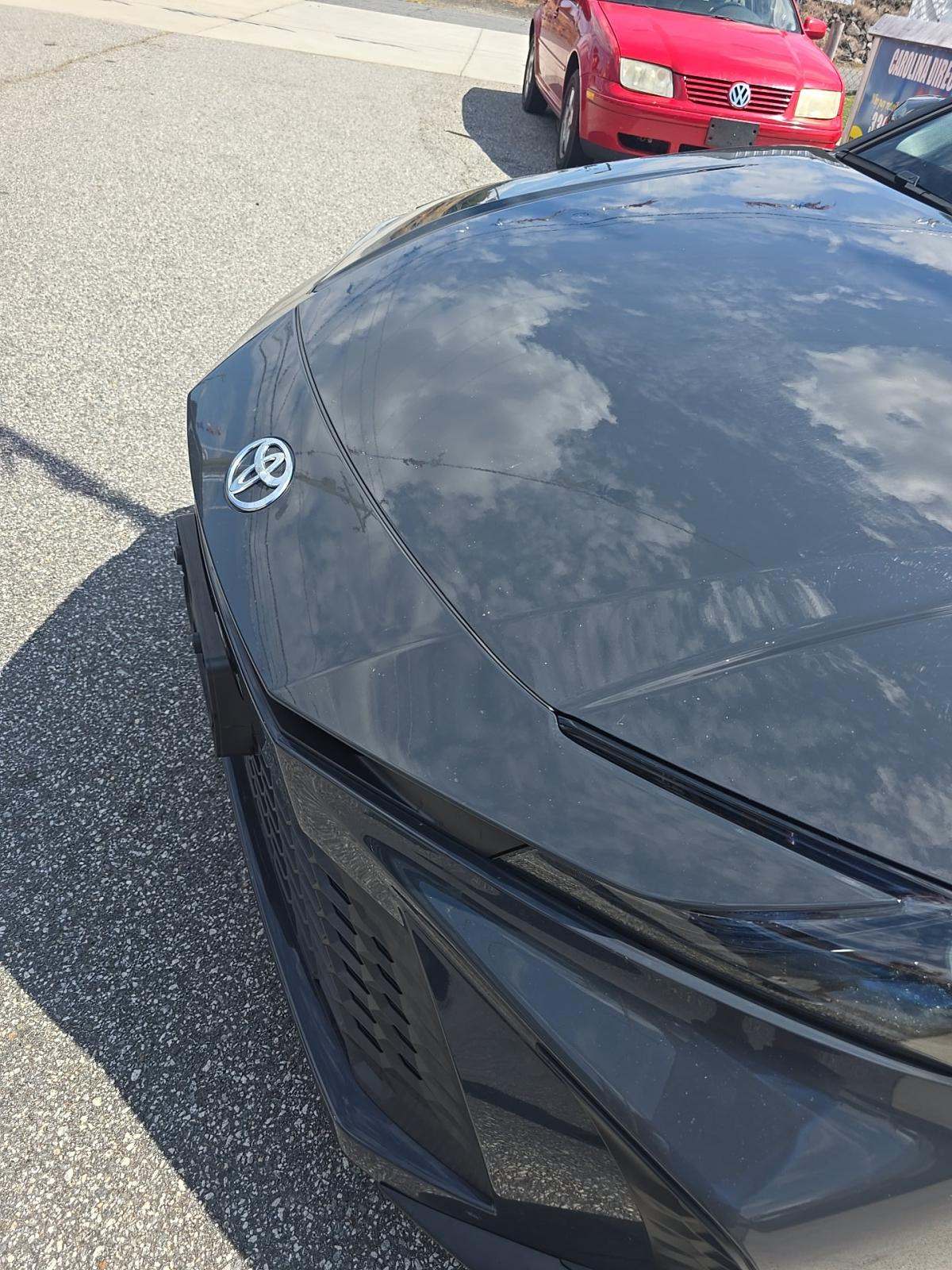 2025 Toyota Camry SE FWD