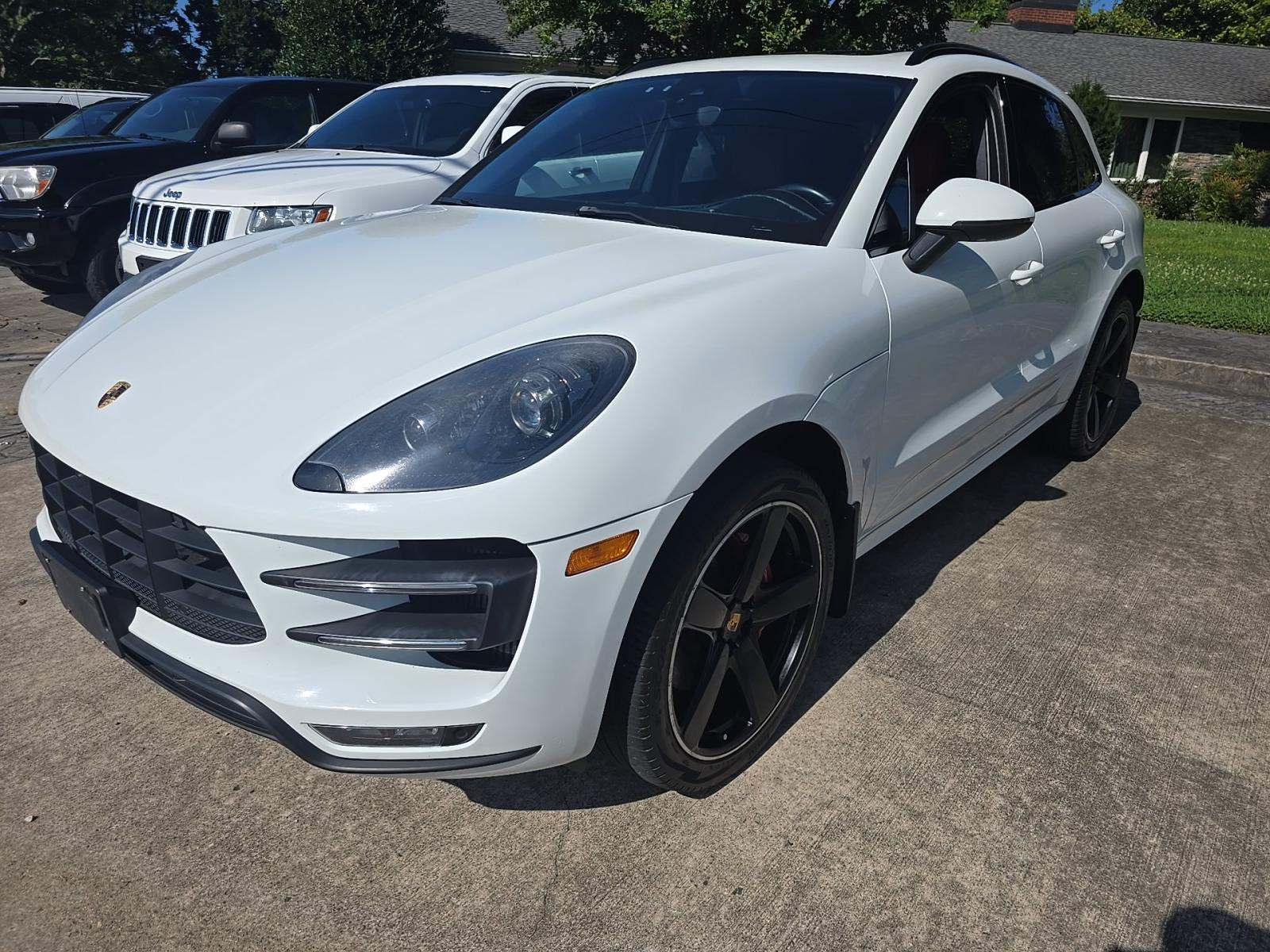 2016 Porsche Macan Turbo